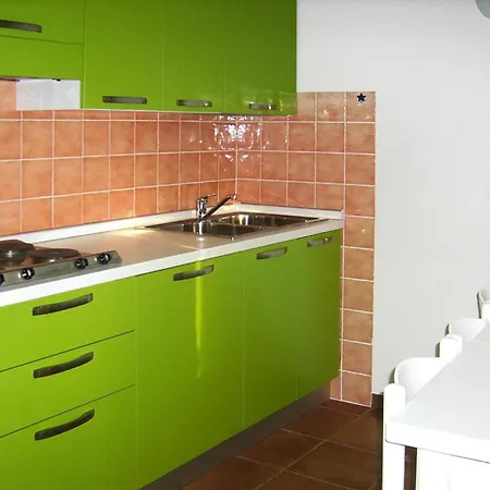 Marina Di Pinarello With Two Rooms, Cleaning Included Vardiola